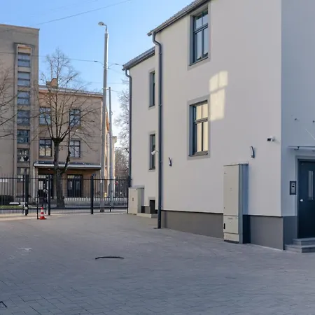 Colorful Y 아파트 리가